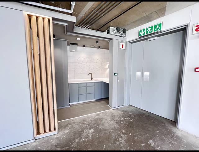 418M² OFFICE TO LET IN CLAREMONT